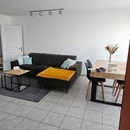 Ferienwohnung Le Cocon De Soie Superbe T3 A Vaulx En Velin Exterior foto