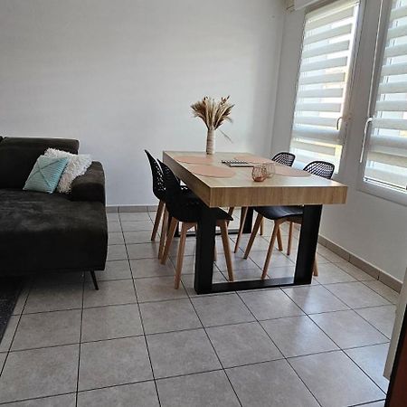 Ferienwohnung Le Cocon De Soie Superbe T3 A Vaulx En Velin Exterior foto