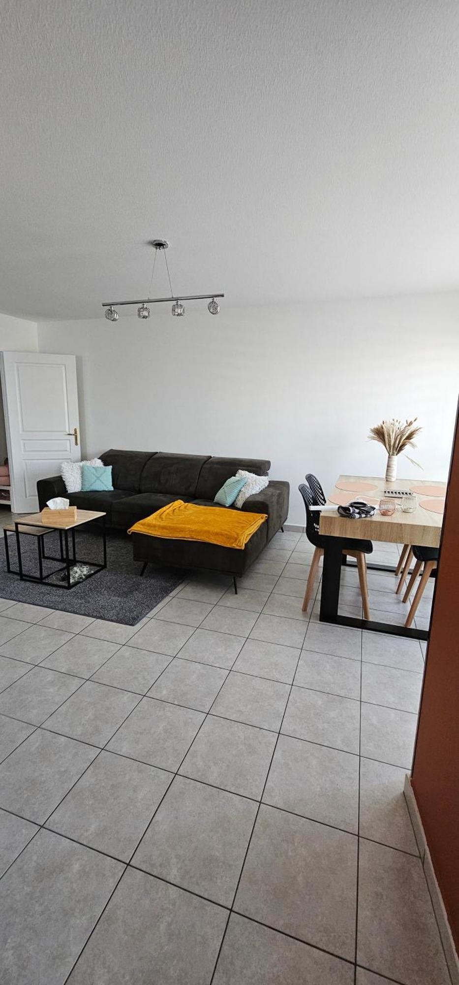 Ferienwohnung Le Cocon De Soie Superbe T3 A Vaulx En Velin Exterior foto